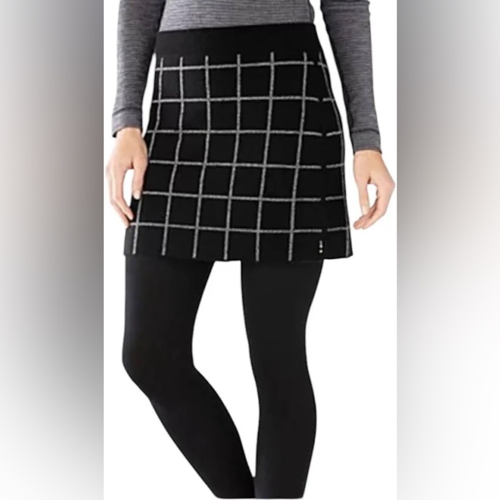 SmartWool Women's Akamina Reversible Skirt - new without tags